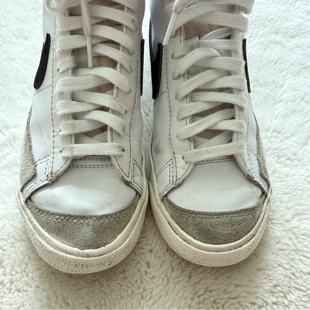 NIKE women high top sneakers size 7 US - Picture 4 of 6